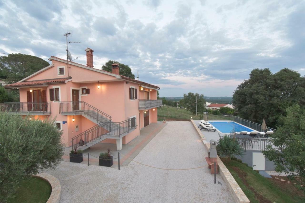 Villa Kuca Legovic Kaštelir Exterior foto
