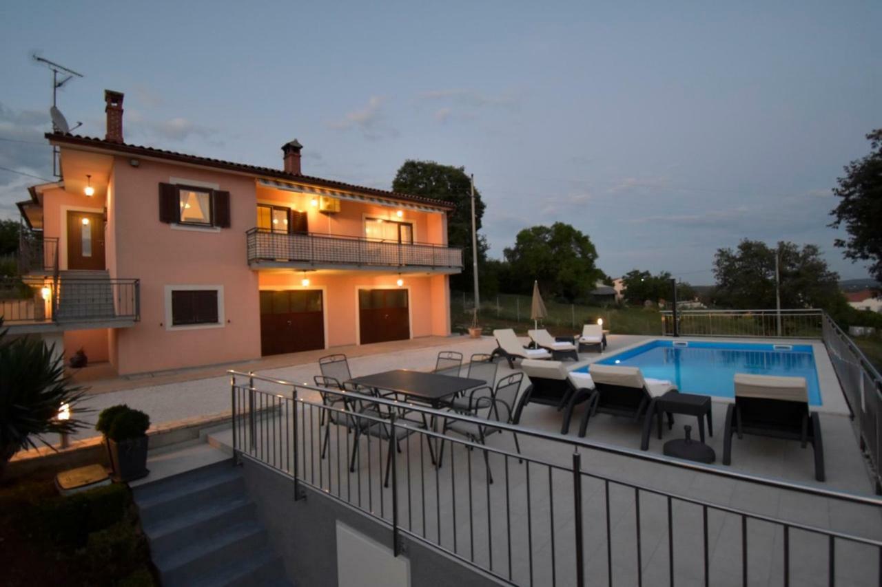 Villa Kuca Legovic Kaštelir Exterior foto